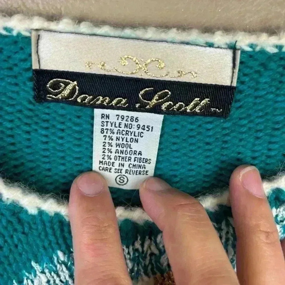 Vintage Dana Scott Teal & Gold Embellished Sweater Size Small 80s Sweater - Picture 4 of 8